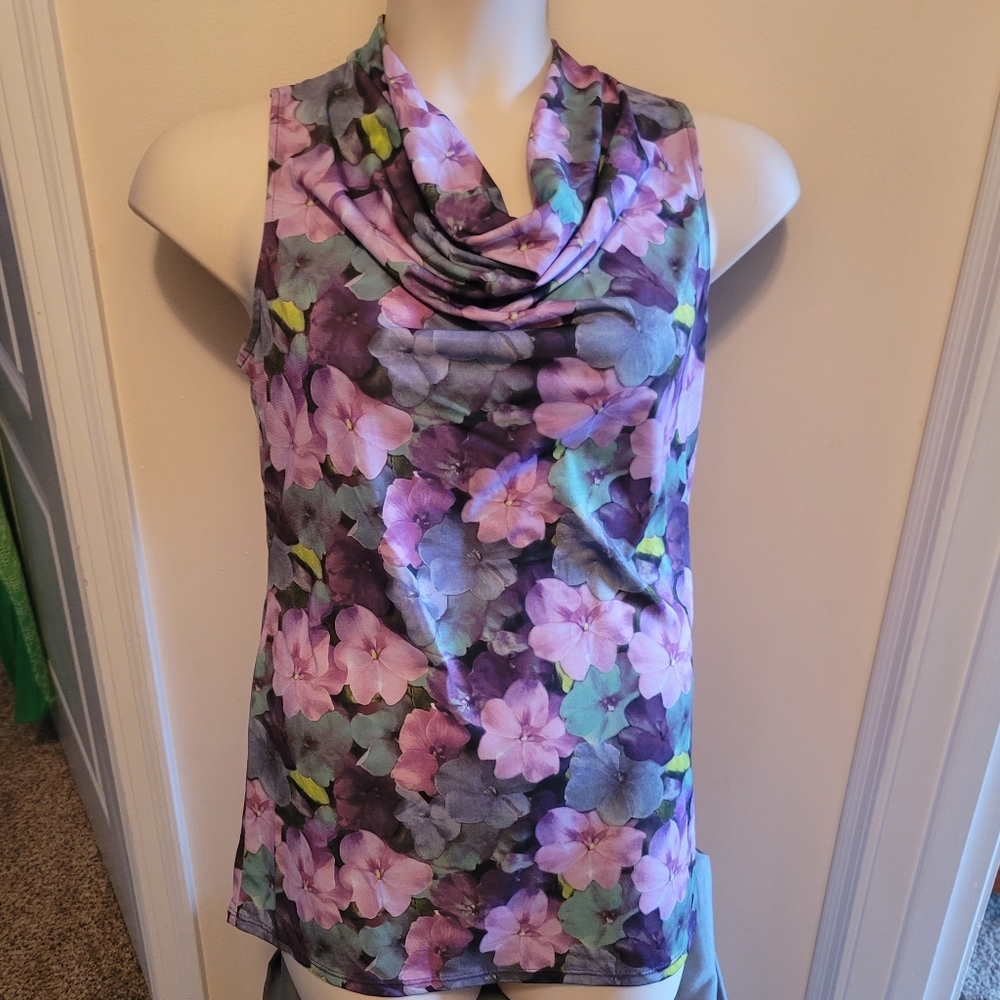 Toz & Ali Pure Floral pattern Tank Blouse Sz M